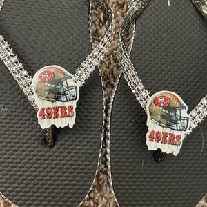 49ers Flip Flops with Silver Straps